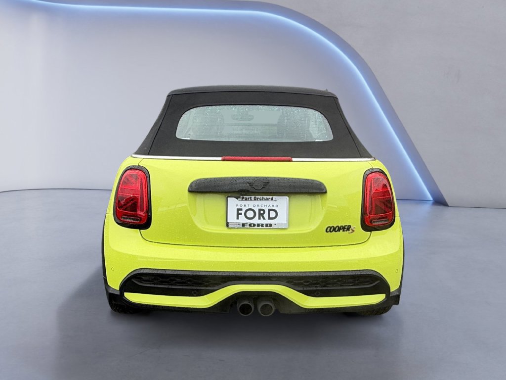 Used 2023 MINI Cooper S w/ Signature Upholstery Package FWD image 6