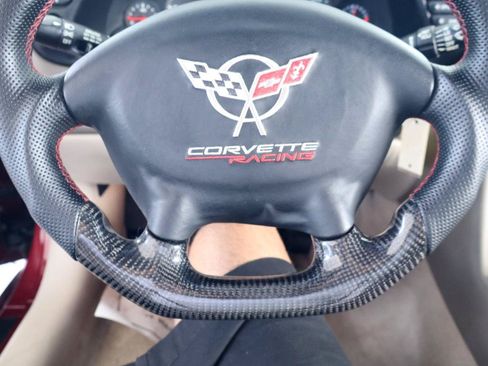 Used 2003 Chevrolet Corvette Coupe w/ Preferred Equipment Group RWD image 22