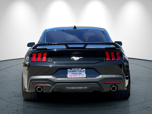 Used 2024 Ford Mustang Coupe RWD image 5