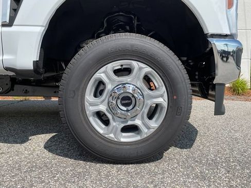New 2026 Ford F250 XLT w/ Snow Plow Prep Package AWD/4WD image 6