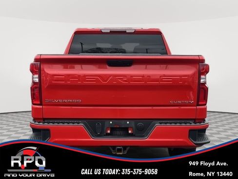 Used 2021 Chevrolet Silverado 1500 Custom image 4