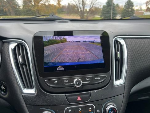 Used 2019 Chevrolet Malibu LT image 20