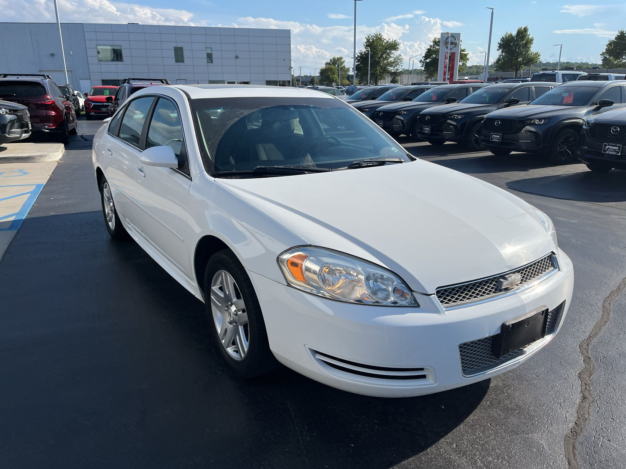 Used 2012 Chevrolet Impala LT w/ LT Sunroof Package FWD image 6