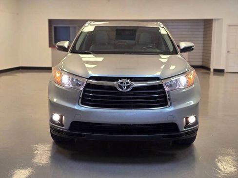 Used 2015 Toyota Highlander XLE image 5