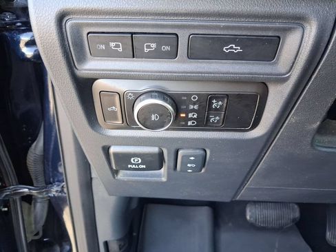 Used 2023 Ford F150 Lariat w/ Max Trailer Tow Package AWD/4WD image 15