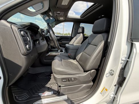 Used 2021 Chevrolet Silverado 1500 LT Trail Boss w/ Convenience Package II AWD/4WD image 14