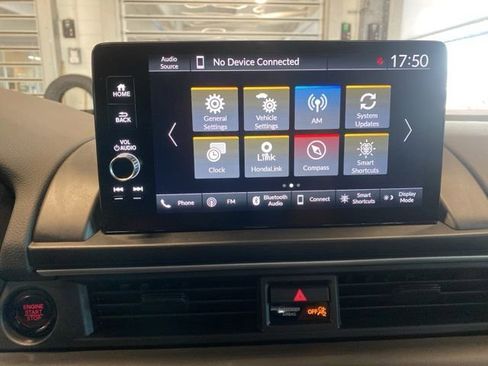Used 2025 Honda Pilot EX-L image 22