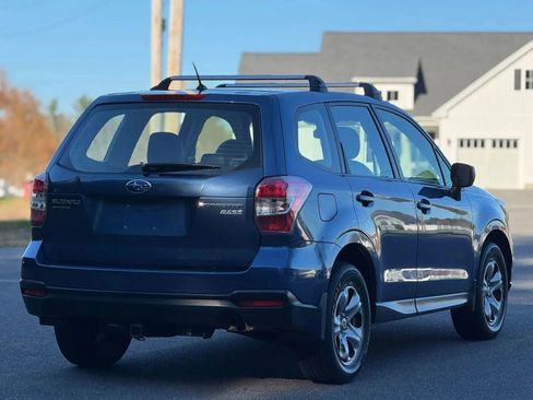 Used 2014 Subaru Forester 2.5i AWD/4WD image 6