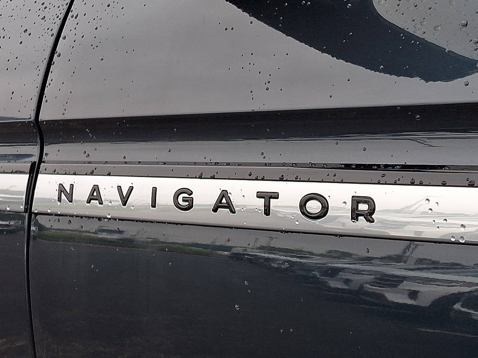 Used 2025 Lincoln Navigator Reserve AWD/4WD image 29