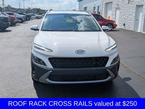 Used 2023 Hyundai Kona Limited AWD/4WD image 2