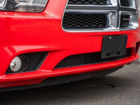 Used 2014 Dodge Charger R/T w/ Wheels & Tunes Group image 18