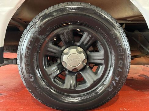 Used 2011 Ford Ranger XLT image 33