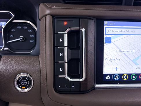 Used 2021 GMC Yukon Denali w/ Denali Ultimate Package image 28