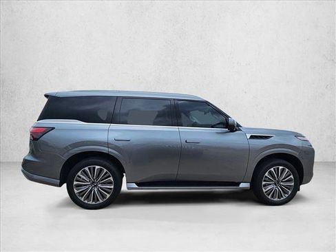 Used 2025 INFINITI QX80 Sensory AWD/4WD image 4