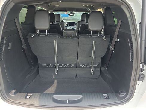 New 2027 Chrysler Pacifica Select AWD/4WD image 13