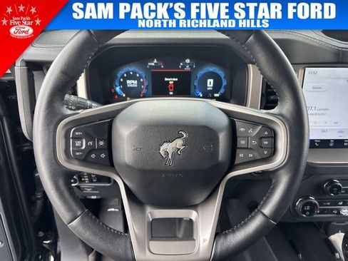 Used 2025 Ford Bronco Outer Banks AWD/4WD image 23