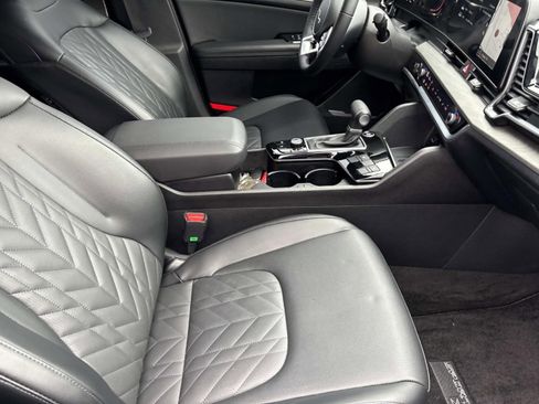 Used 2024 Kia Sportage X-Line w/ X-Line Premium Package image 17