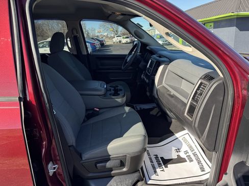 Used 2018 RAM 1500 Express RWD image 10