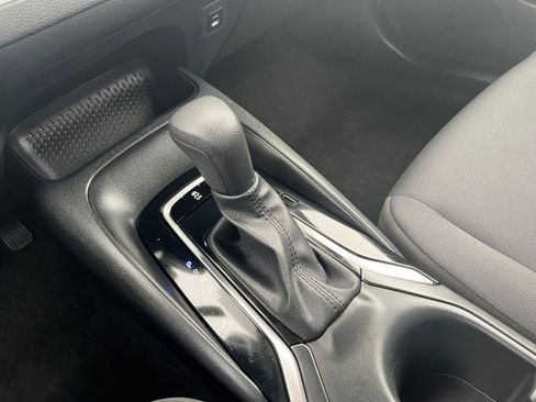Used 2023 Toyota Corolla LE image 39