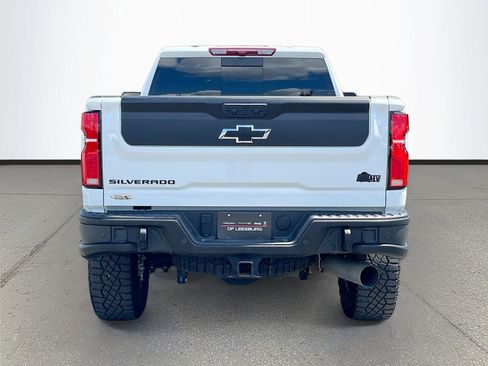 Used 2025 Chevrolet Silverado 2500 ZR2 w/ ZR2 Bison Edition AWD/4WD image 6