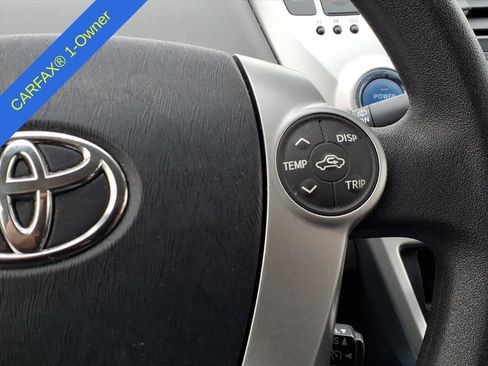 Used 2014 Toyota Prius V Three image 29