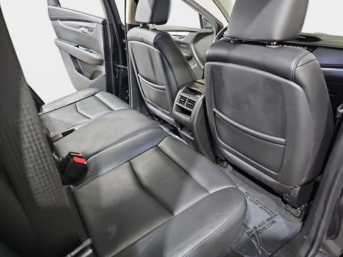 Used 2017 Cadillac XT5 Luxury w/ Driver Awareness Package AWD/4WD image 13