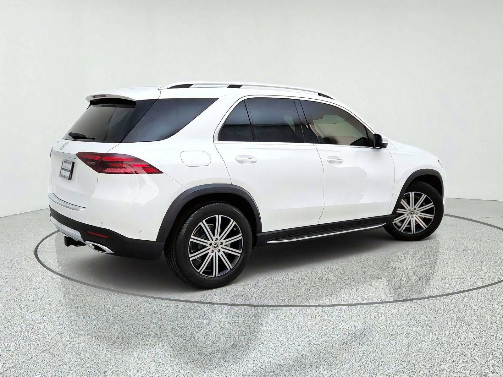 Certified 2025 Mercedes-Benz GLE 350 4MATIC image 8