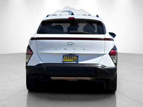 Used 2024 Hyundai Kona SEL AWD/4WD image 4