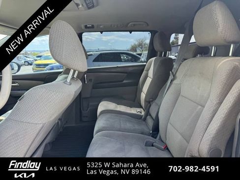 Used 2016 Honda Odyssey SE image 8