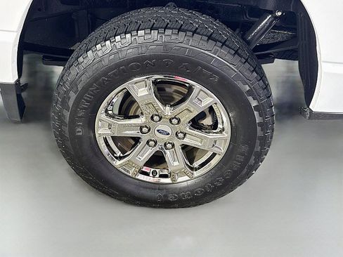 Used 2022 Ford F150 XLT w/ Equipment Group 302A High AWD/4WD image 29