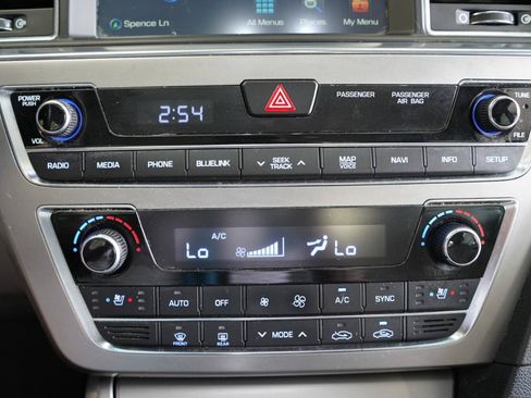 Used 2017 Hyundai Sonata Limited w/ Ultimate Package 04 FWD image 21