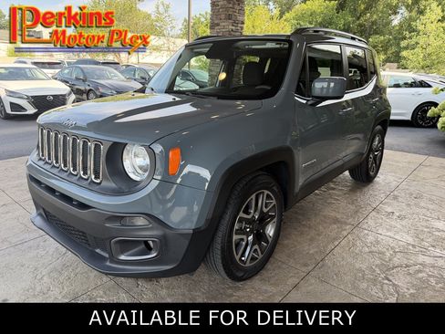 Used 2018 Jeep Renegade Latitude w/ Popular Equipment Group FWD image 1