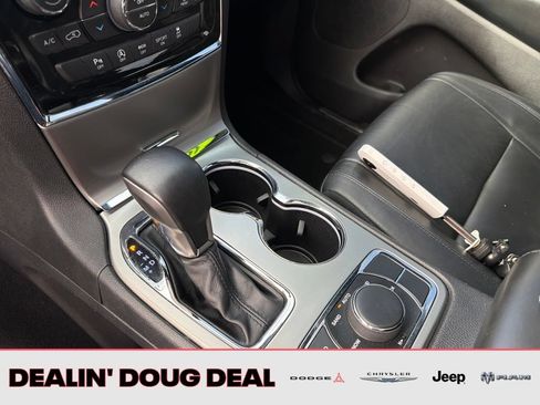 Used 2019 Jeep Grand Cherokee Limited w/ Trailer Tow Group IV AWD/4WD image 25