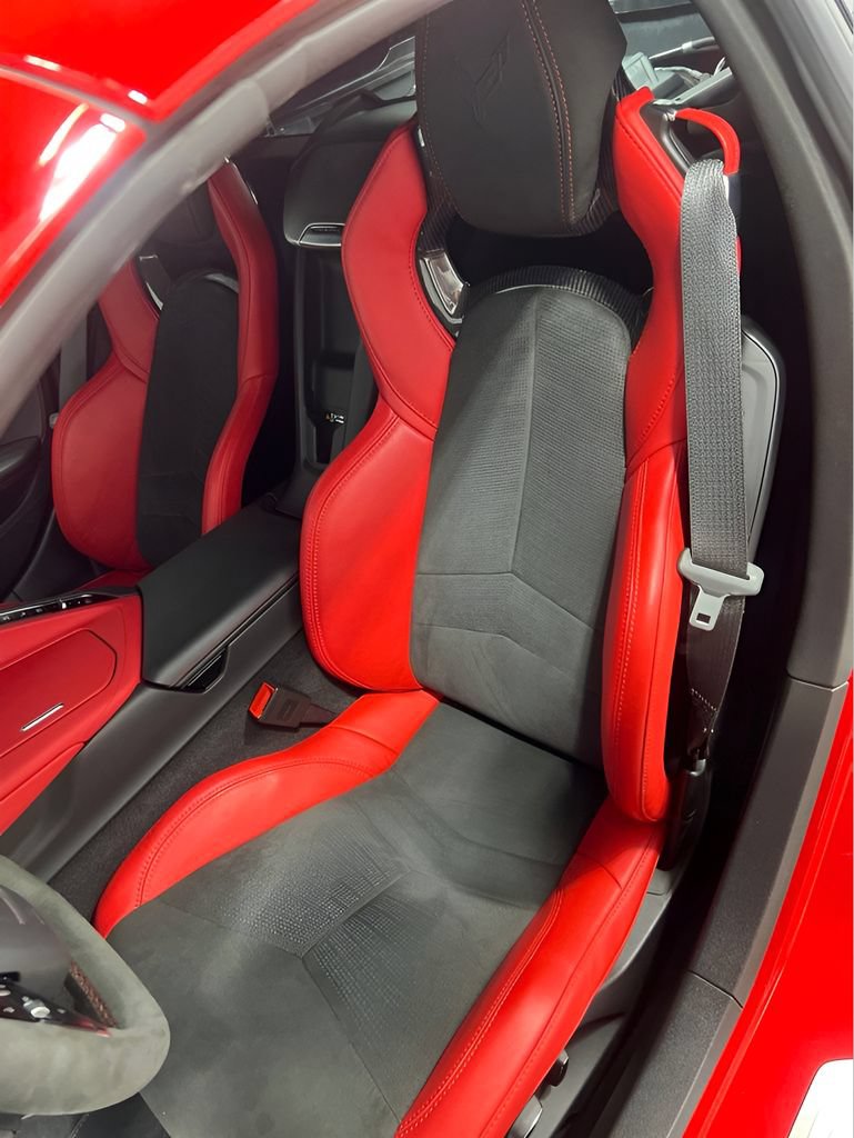 Used 2024 Chevrolet Corvette Stingray Preferred Cpe w/ 2LT RWD image 15