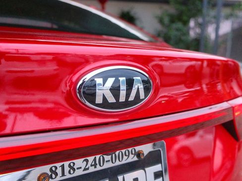 Used 2020 Kia Forte LXS image 47