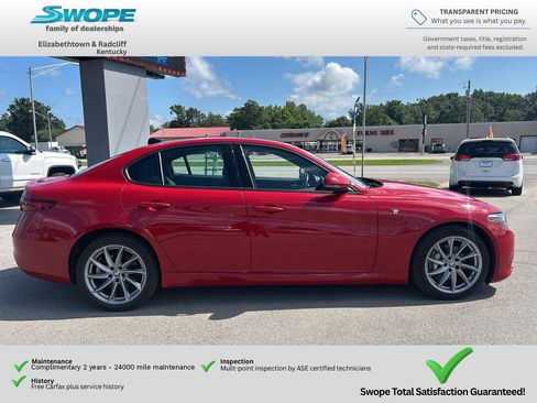 Used 2022 Alfa Romeo Giulia Ti AWD/4WD image 7