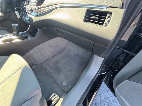 Used 2015 Chevrolet Impala LS w/ LS Convenience Package image 26