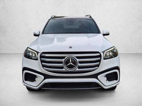 Used 2024 Mercedes-Benz GLS 450 4MATIC w/ AMG Line Exterior image 2