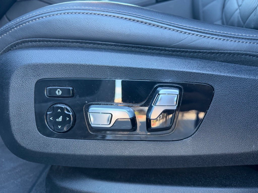 Used 2024 BMW X6 xDrive40i AWD/4WD image 20