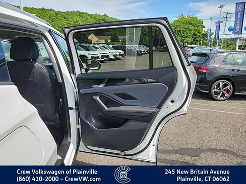 New 2026 Volkswagen Tiguan SE AWD/4WD image 45