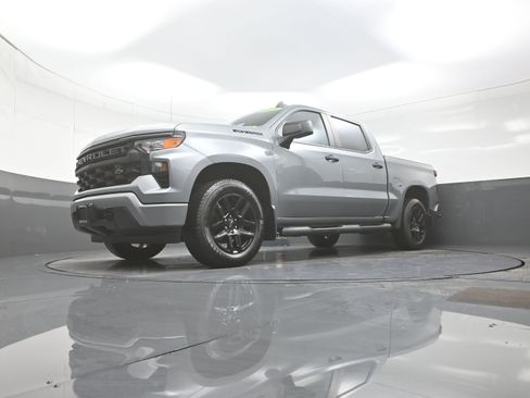 Used 2024 Chevrolet Silverado 1500 Custom w/ Rally Edition image 11