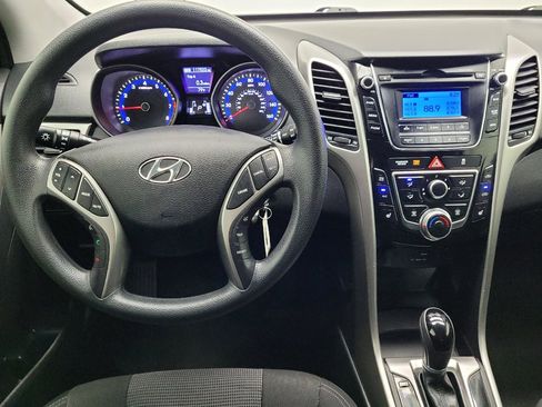 Used 2016 Hyundai Elantra GT FWD image 22