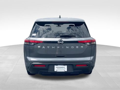Used 2023 Nissan Pathfinder S FWD image 7