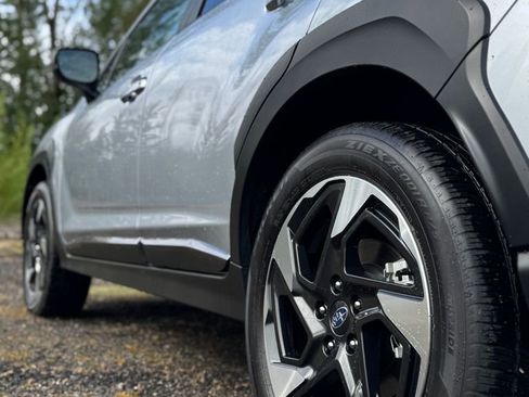Certified 2024 Subaru Crosstrek 2.5i Limited AWD/4WD image 38