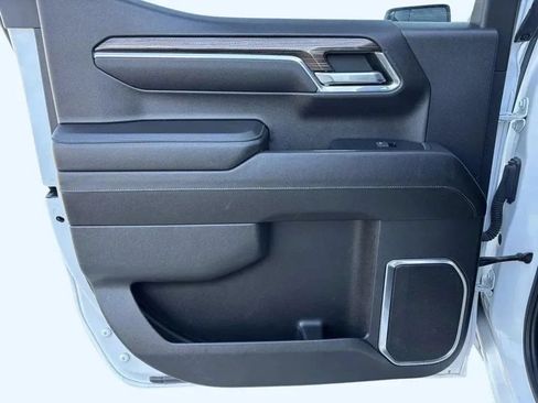 Used 2023 Chevrolet Silverado 1500 RST w/ Protection Package AWD/4WD image 26