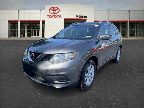 Used 2014 Nissan Rogue SV FWD image 1
