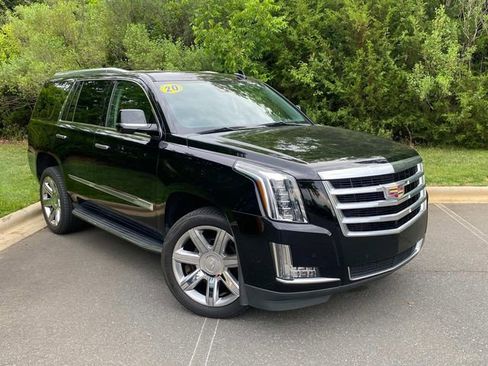 Used 2020 Cadillac Escalade Luxury RWD image 1