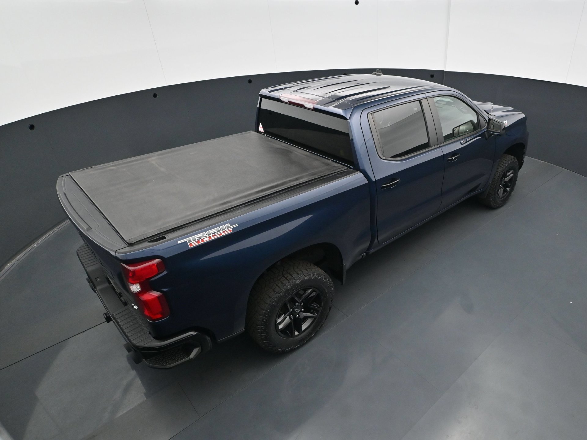 Used 2021 Chevrolet Silverado 1500 LT Trail Boss w/ Bed Protection Package AWD/4WD image 39