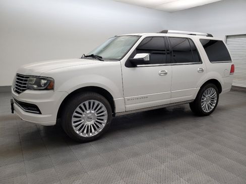 Used 2015 Lincoln Navigator 2WD w/ Equipment Group 101A Reserve image 2