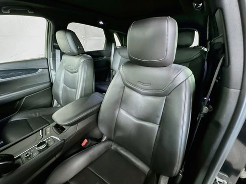 Used 2020 Cadillac XT5 Premium Luxury AWD/4WD image 20